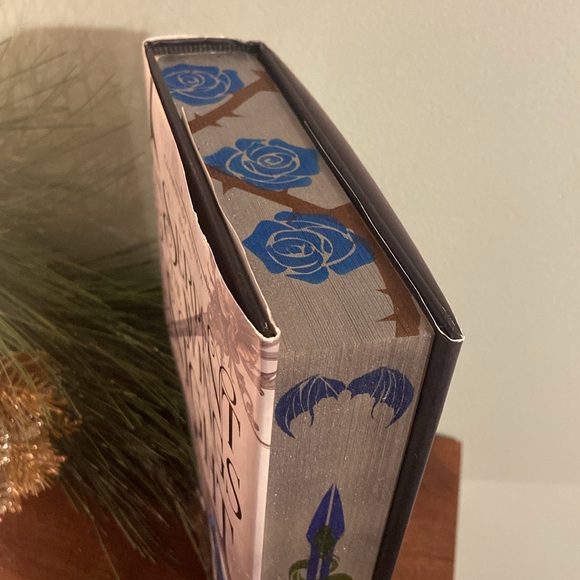 The Serpent and the Wings of Night - Picture 2 of 5